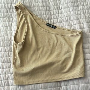Ran off of one shoulder crop top